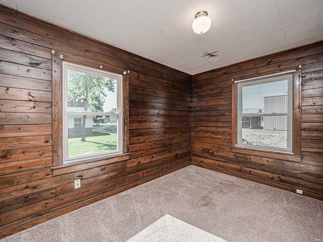 1112 E Fourth Street, Mount Vernon, IN 47620