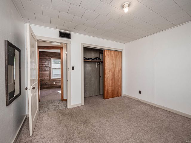 1112 E Fourth Street, Mount Vernon, IN 47620