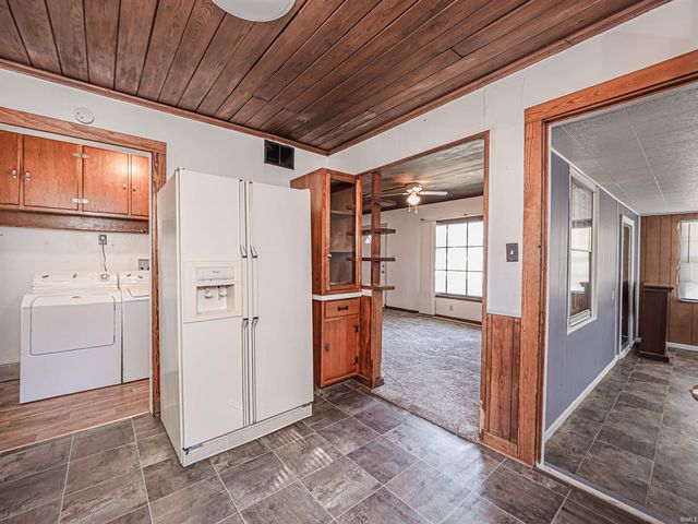 1112 E Fourth Street, Mount Vernon, IN 47620