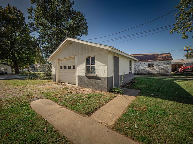 1112 E Fourth Street, Mount Vernon, IN 47620