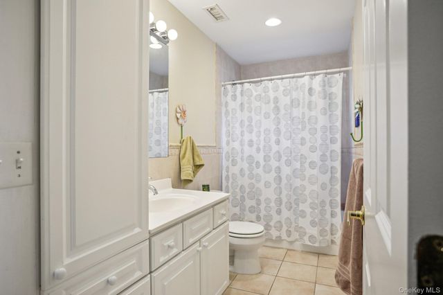 101 Middle Road, Eastchester, NY 10709