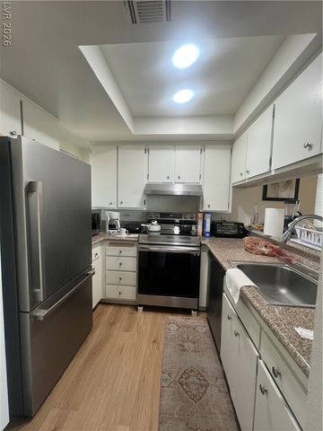 2333 Cardiff Lane D, Las Vegas, NV 89108