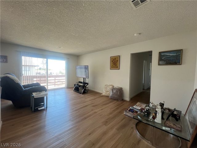 2333 Cardiff Lane D, Las Vegas, NV 89108