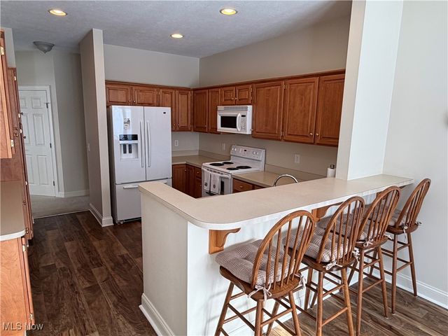 3095 Whitewood Street NW, North Canton, OH 44720