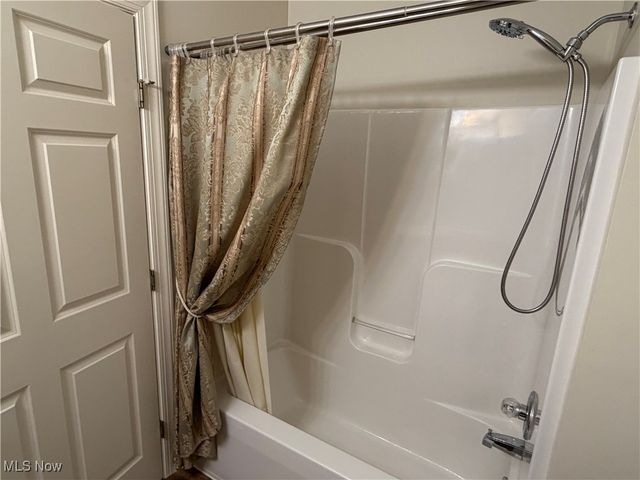 3095 Whitewood Street NW, North Canton, OH 44720