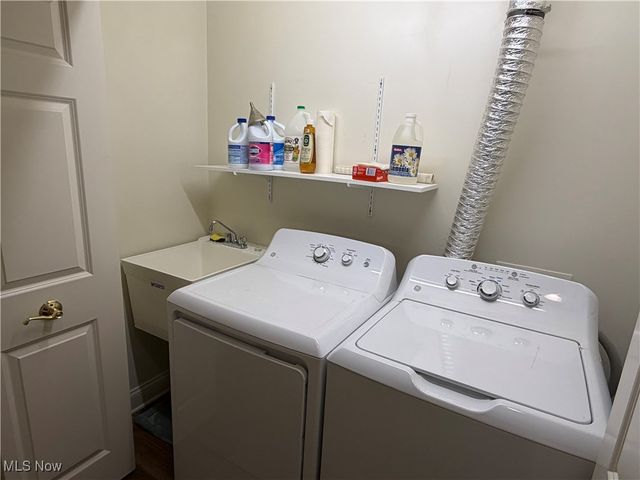 3095 Whitewood Street NW, North Canton, OH 44720