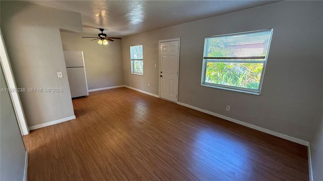 1310 NE 14th Ave 2, Fort Lauderdale, FL 33304