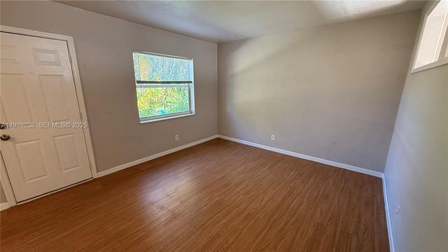 1310 NE 14th Ave 2, Fort Lauderdale, FL 33304