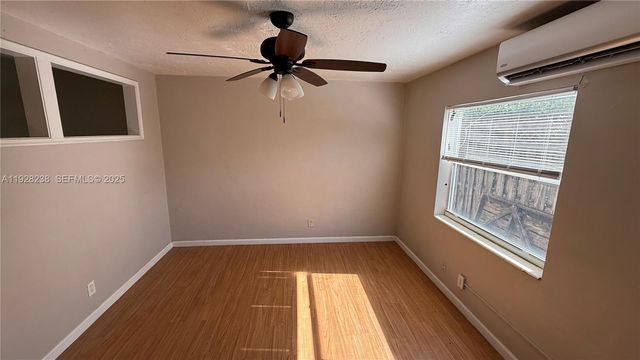 1310 NE 14th Ave 2, Fort Lauderdale, FL 33304