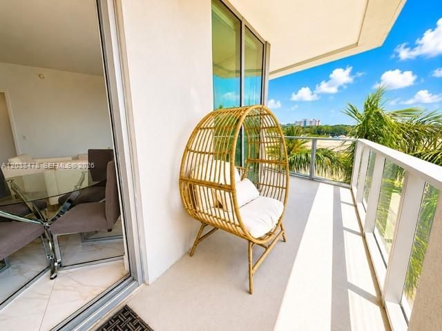 2000 Metropica Way 304, Sunrise, FL 33323