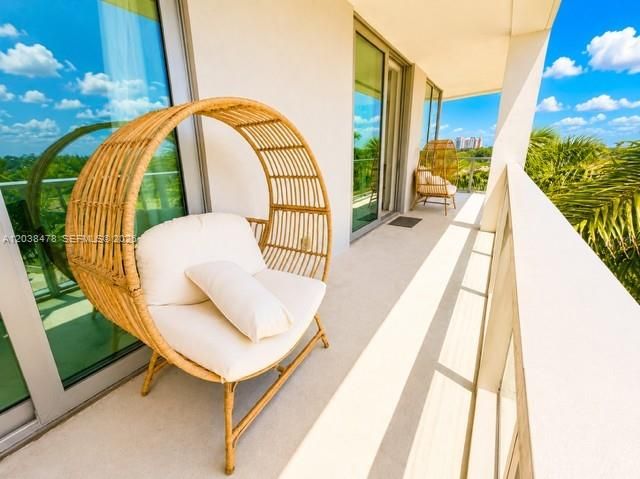 2000 Metropica Way 304, Sunrise, FL 33323