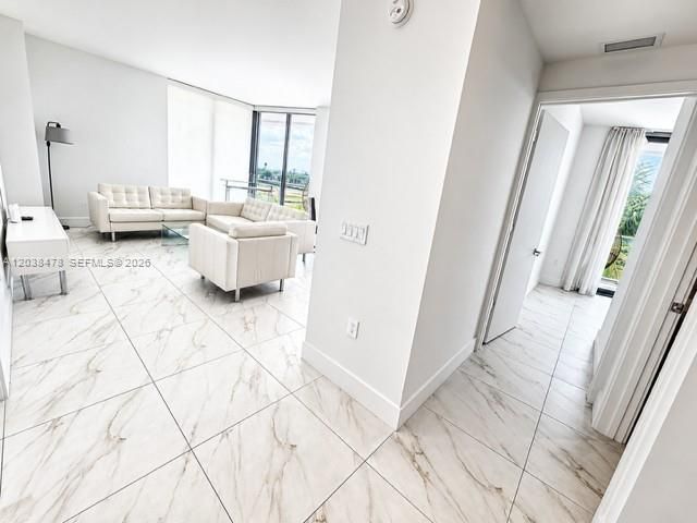 2000 Metropica Way 304, Sunrise, FL 33323