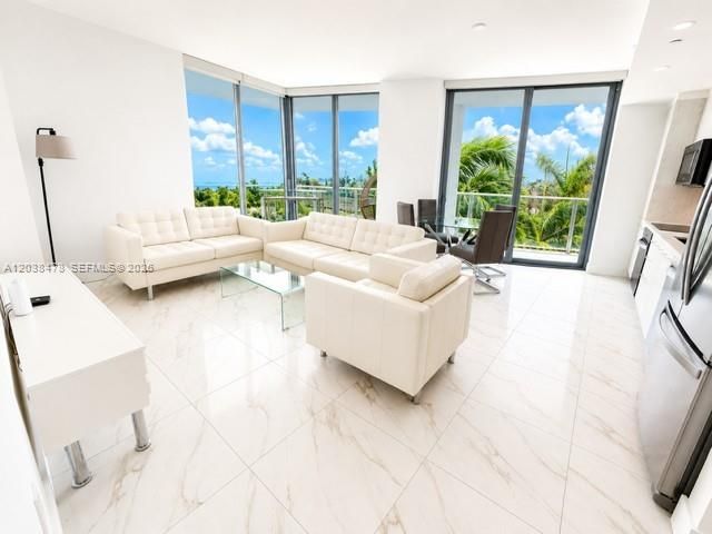 2000 Metropica Way 304, Sunrise, FL 33323