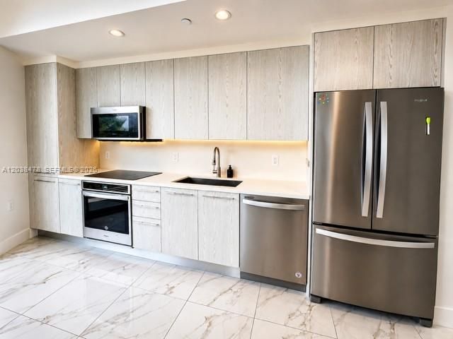 2000 Metropica Way 304, Sunrise, FL 33323