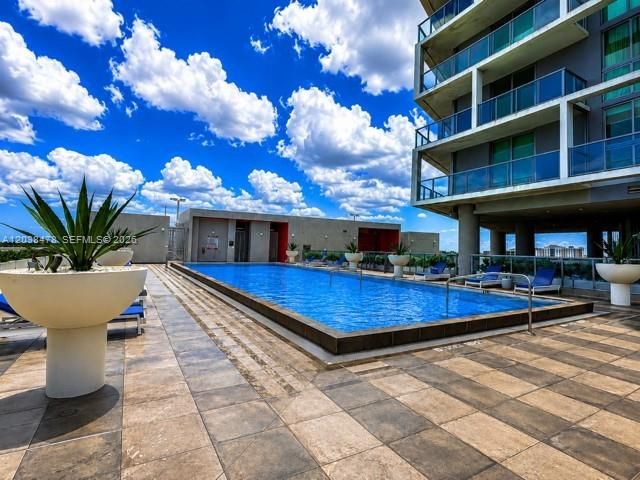 2000 Metropica Way 304, Sunrise, FL 33323
