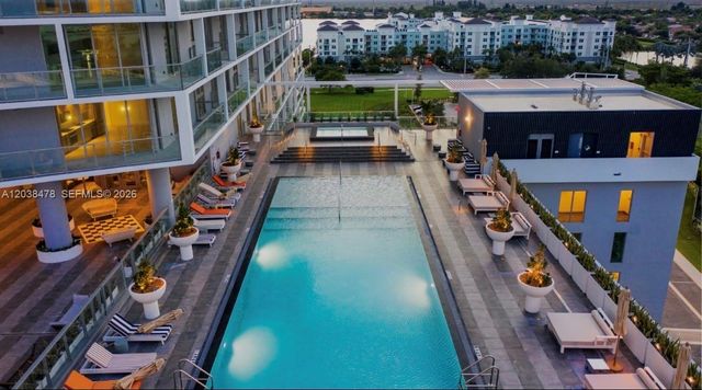 2000 Metropica Way 304, Sunrise, FL 33323