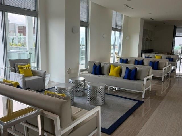2000 Metropica Way 304, Sunrise, FL 33323