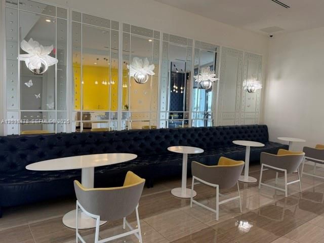2000 Metropica Way 304, Sunrise, FL 33323