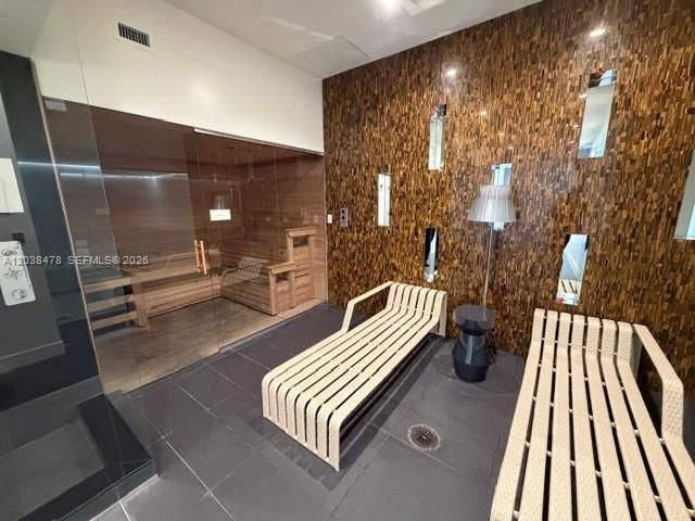 2000 Metropica Way 304, Sunrise, FL 33323