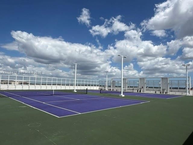 2000 Metropica Way 304, Sunrise, FL 33323