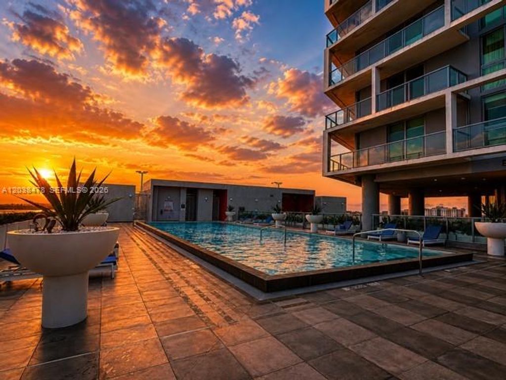 2000 Metropica Way 304, Sunrise, FL 33323