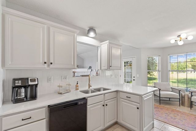 2302 SW 15th Street, Bentonville, AR 72712