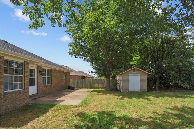 2302 SW 15th Street, Bentonville, AR 72712