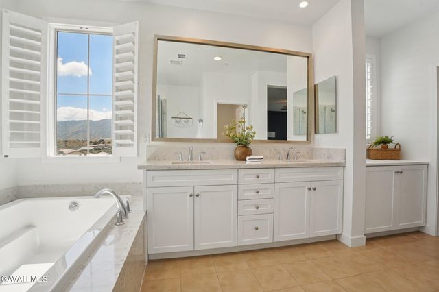 39367 Stirrup Court, Palmdale, CA 93551