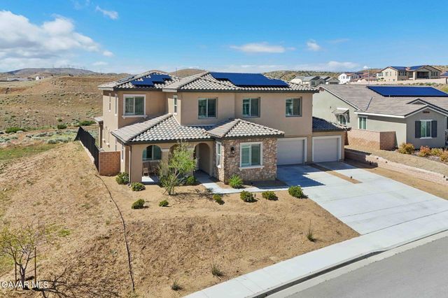 39367 Stirrup Court, Palmdale, CA 93551