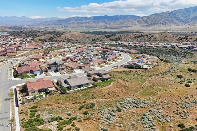 39367 Stirrup Court, Palmdale, CA 93551