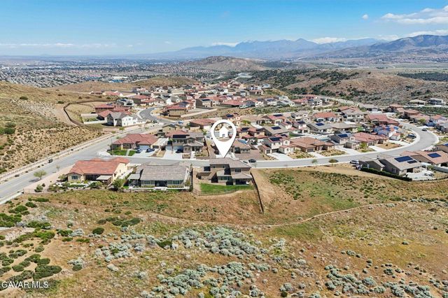 39367 Stirrup Court, Palmdale, CA 93551