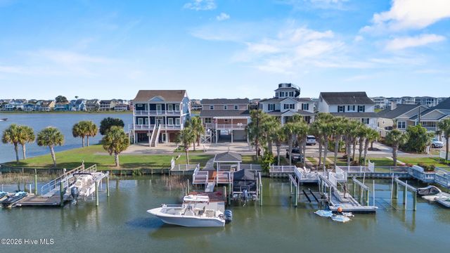 2072 W Sea Aire Canal SW, Supply, NC 28462