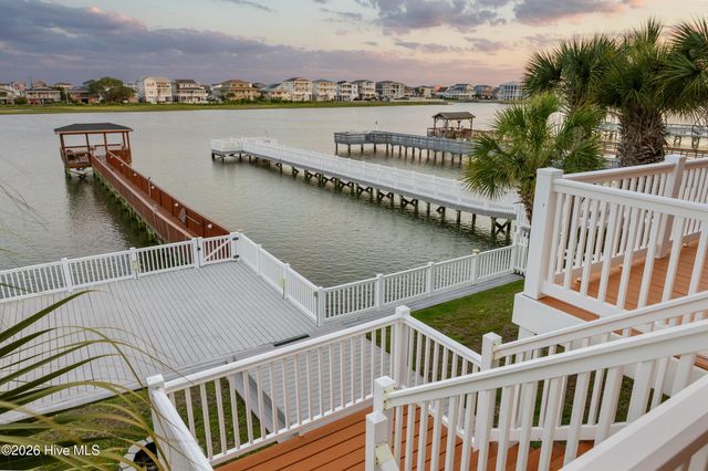 2072 W Sea Aire Canal SW, Supply, NC 28462