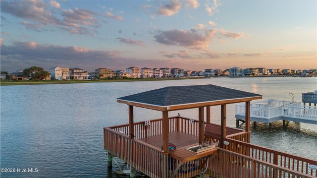 2072 W Sea Aire Canal SW, Supply, NC 28462