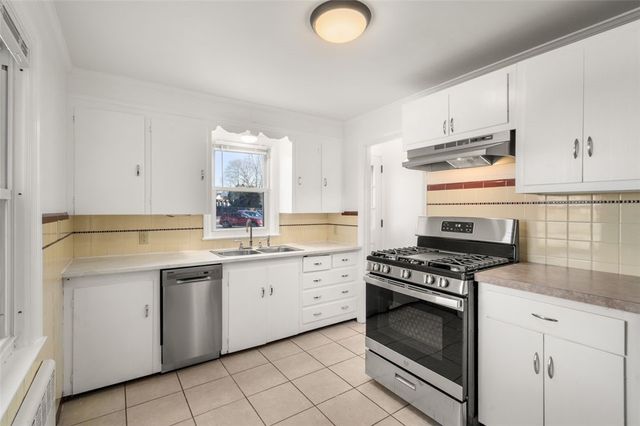 84 Intervale Road, Cranston, RI 02910