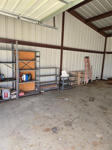 605 N Snyder Avenue, Justin, TX 76247