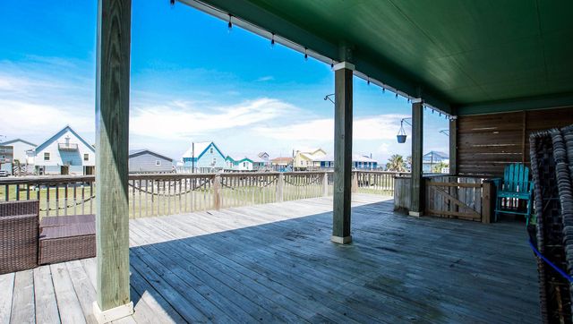 13231 Jolly Roger Drive, Freeport, TX 77541