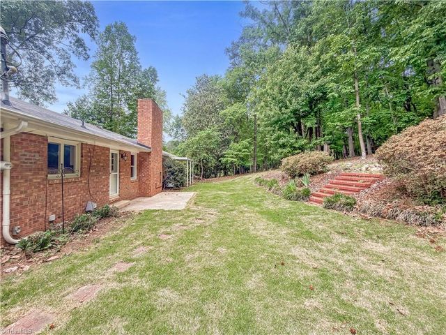 1011 Westmont Drive, Asheboro, NC 27205