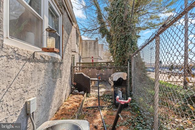 406 N 42ND ST, Philadelphia, PA 19104