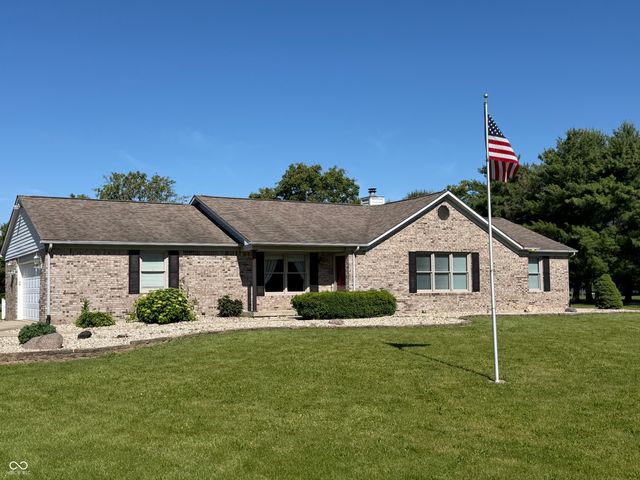 1136 Holmes Road, Lebanon, IN 46052