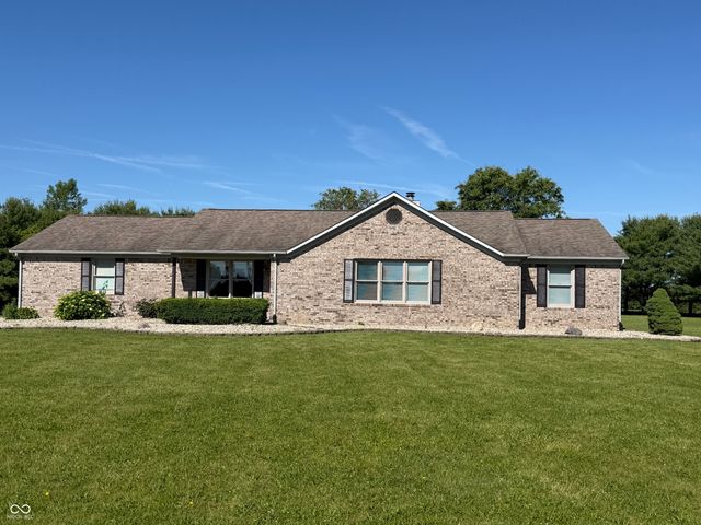 1136 Holmes Road, Lebanon, IN 46052