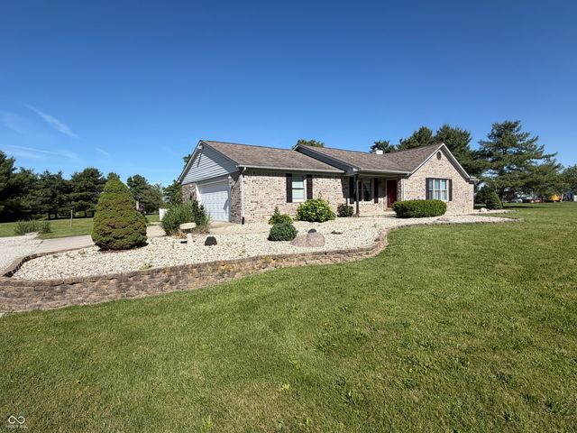 1136 Holmes Road, Lebanon, IN 46052