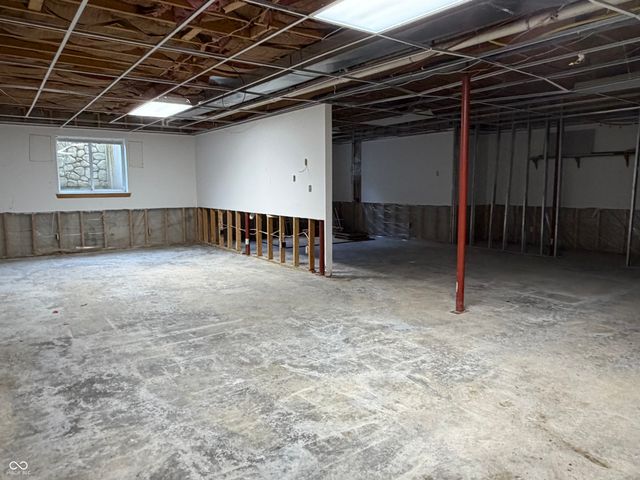 1136 Holmes Road, Lebanon, IN 46052
