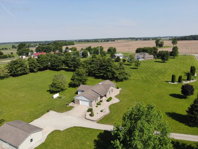 1136 Holmes Road, Lebanon, IN 46052