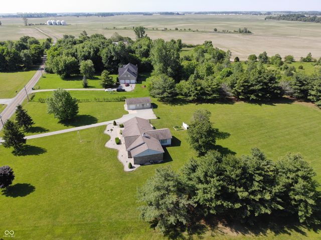 1136 Holmes Road, Lebanon, IN 46052