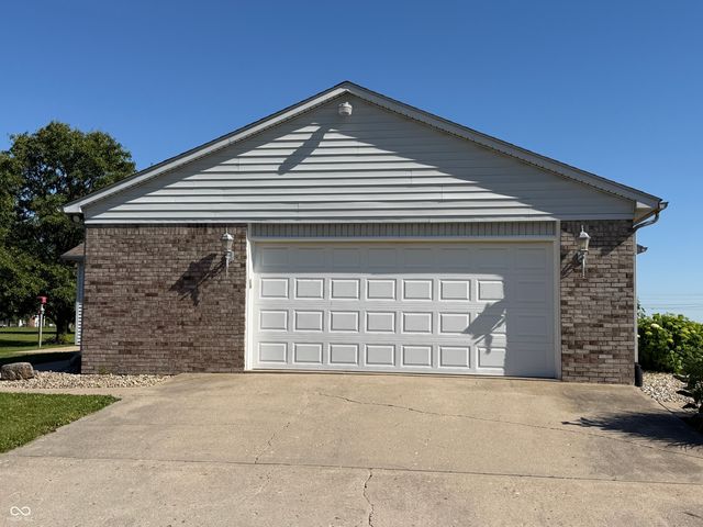 1136 Holmes Road, Lebanon, IN 46052