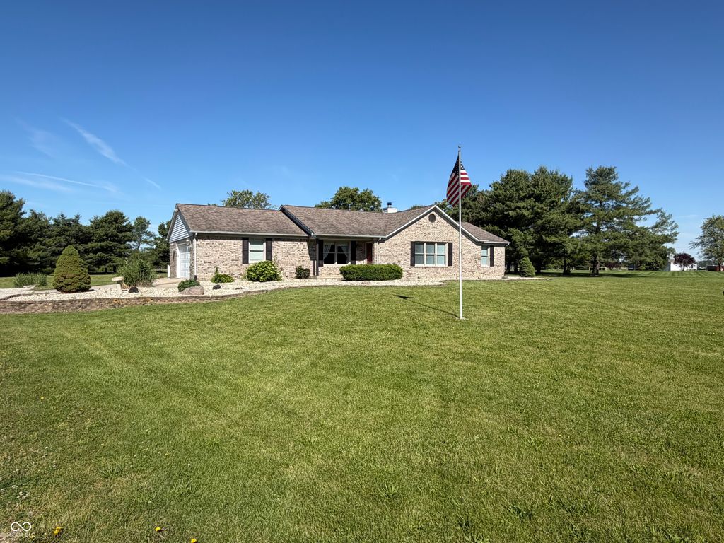 1136 Holmes Road, Lebanon, IN 46052