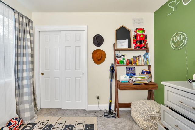 4239 W Cambridge Avenue, Fresno, CA 93722