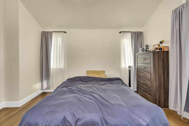 4239 W Cambridge Avenue, Fresno, CA 93722