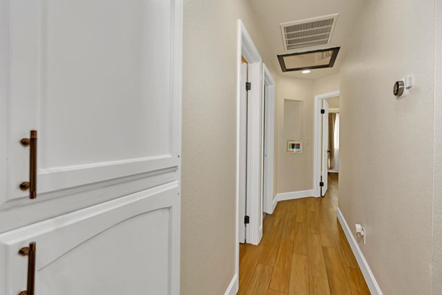 4239 W Cambridge Avenue, Fresno, CA 93722